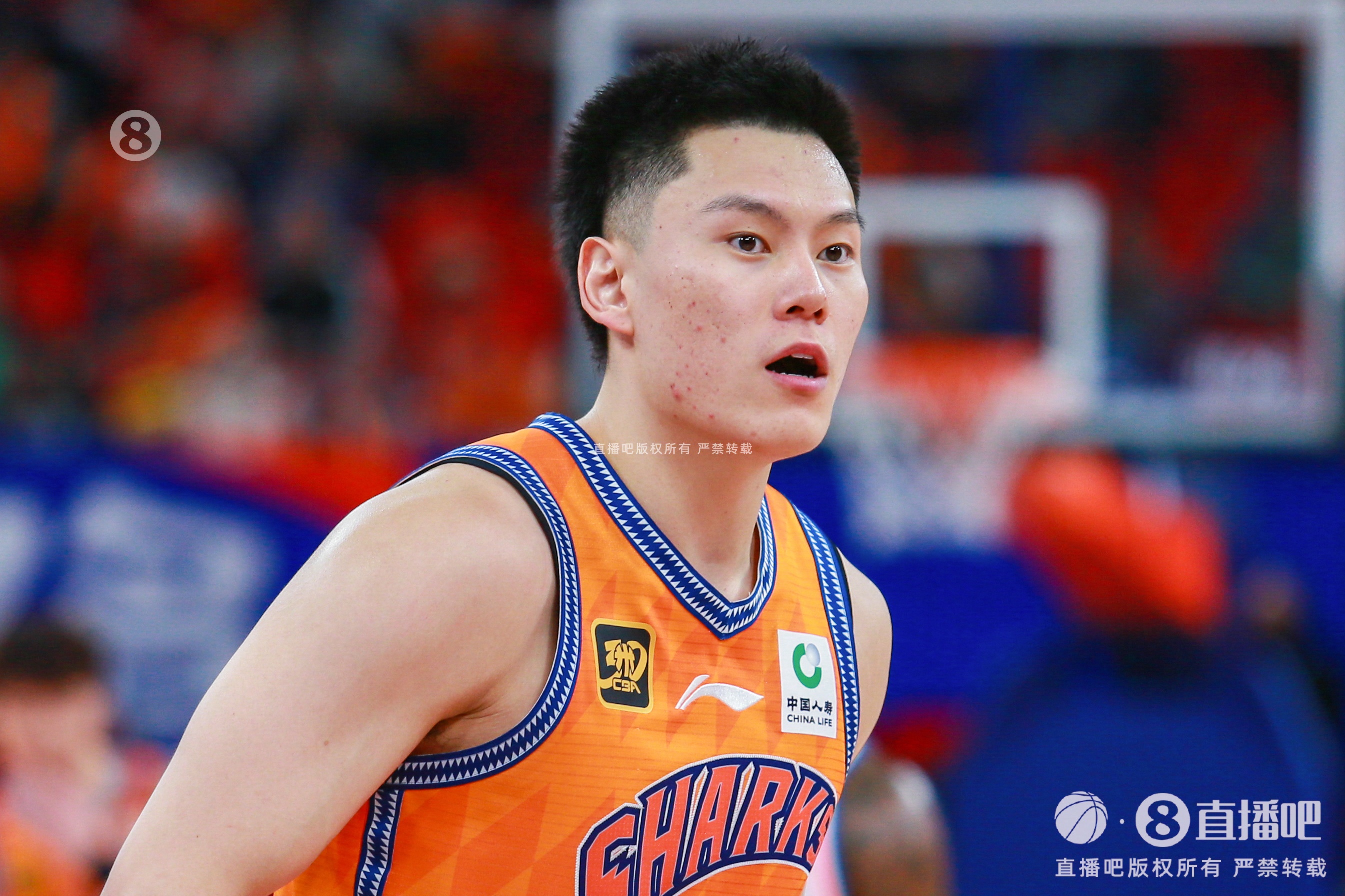 尽力局！李弘权9中6拿到17分 三分7中5